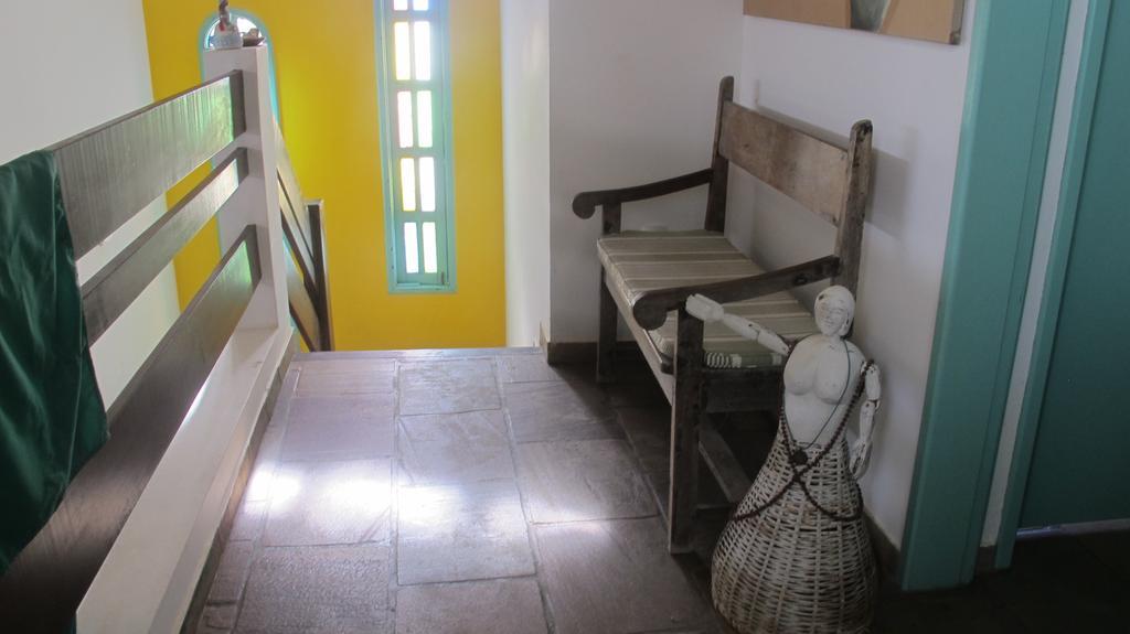 Alfazema Cultural Bed And Breakfast Arembepe Buitenkant foto