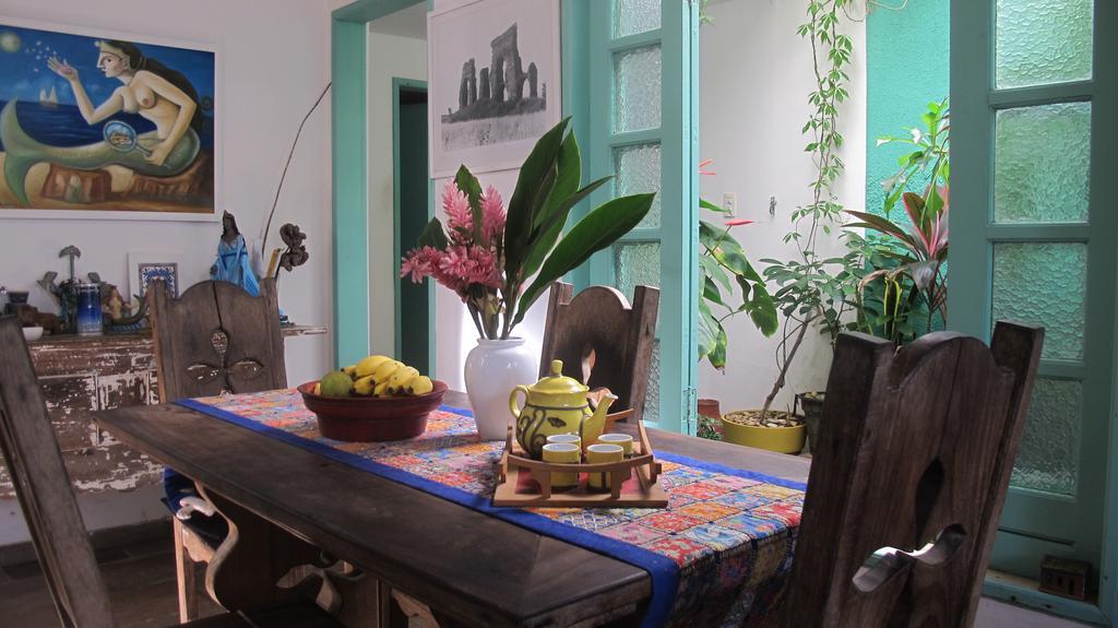 Alfazema Cultural Bed And Breakfast Arembepe Buitenkant foto