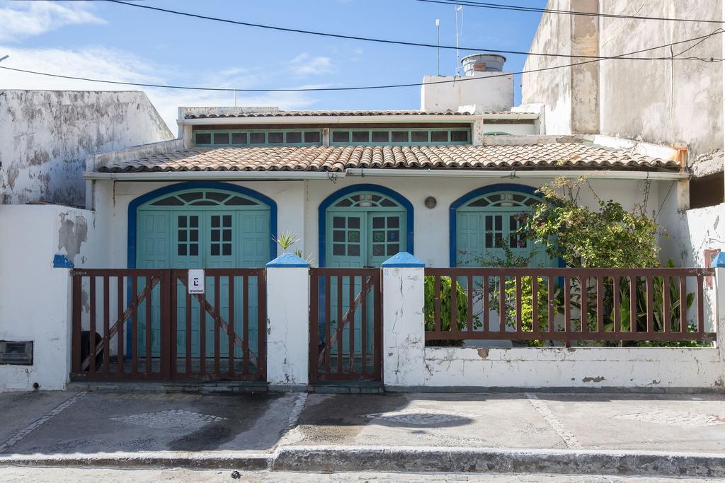 Alfazema Cultural Bed And Breakfast Arembepe Buitenkant foto